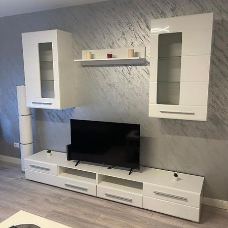 Apartament Incantator In 로만 외부 사진