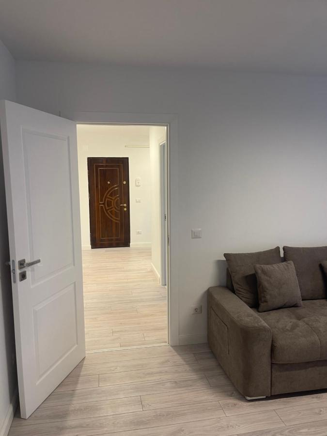 Apartament Incantator In 로만 외부 사진